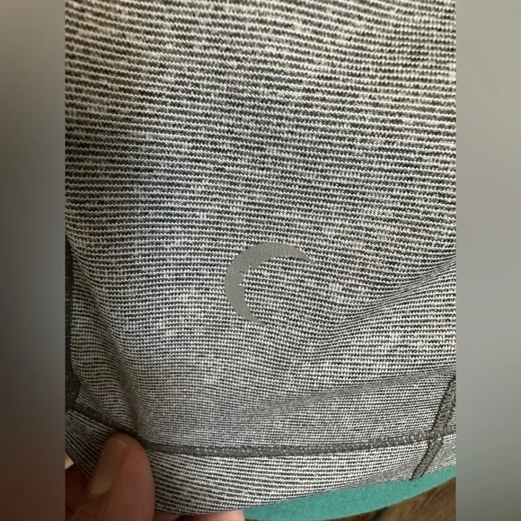 ZYIA Active Haze Yoga Shawl Gray Long Sleeve Wrap Style with Hood Size Small - Picture 6 of 11